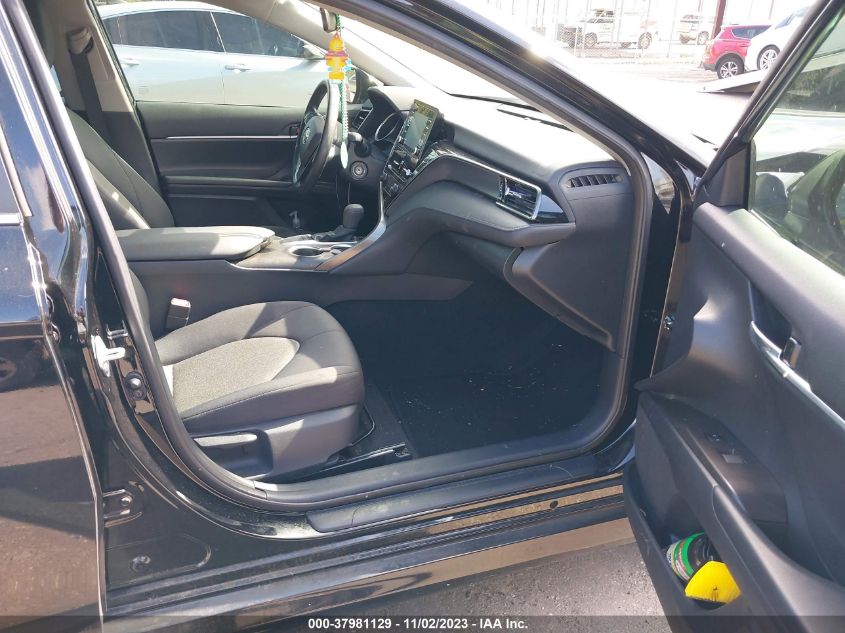 2022 TOYOTA CAMRY LE - 4T1C11AK2NU681001
