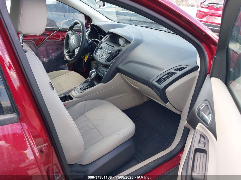 2015 FORD FOCUS SE - 1FADP3K23FL353830
