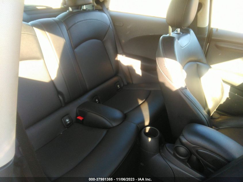 2015 MINI COOPER HARDTOP - WMWXM5C50FT940617