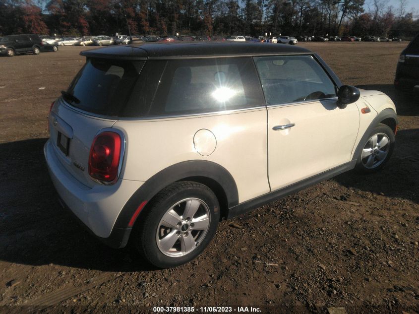 2015 MINI COOPER HARDTOP - WMWXM5C50FT940617