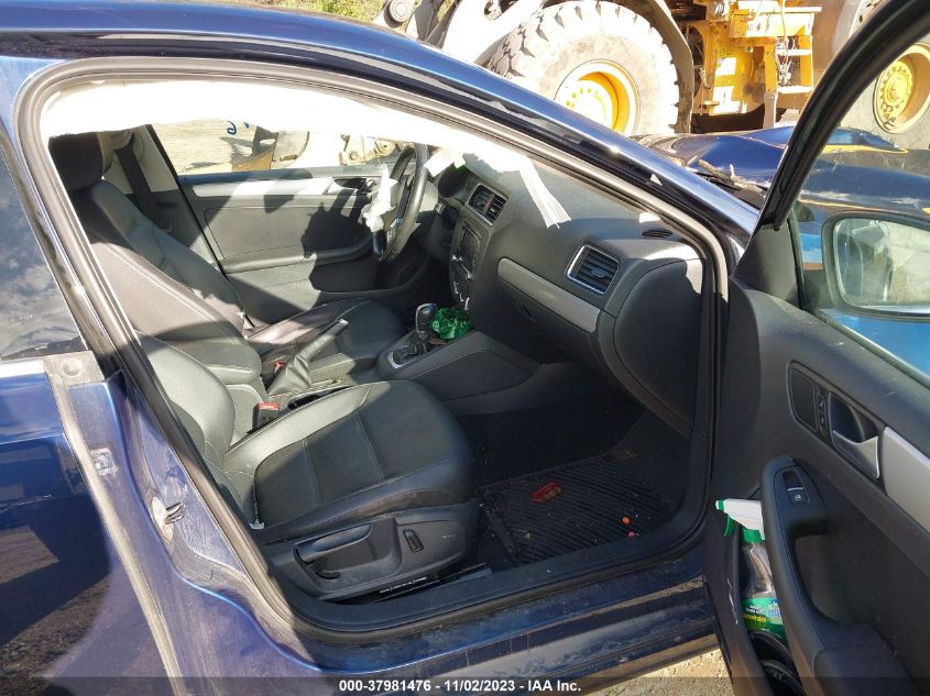 2014 VOLKSWAGEN JETTA 1.8T SE - 3VWD17AJ0EM383244