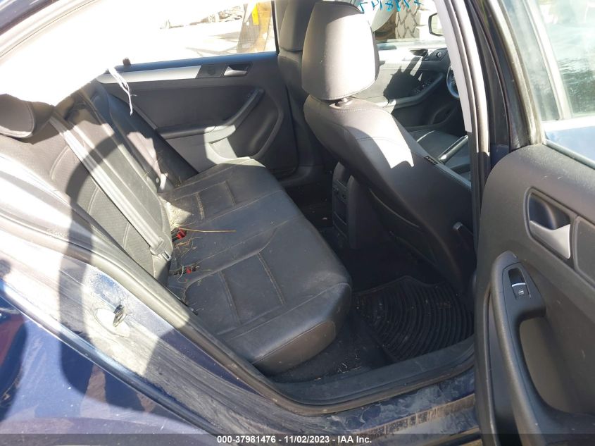 2014 VOLKSWAGEN JETTA 1.8T SE - 3VWD17AJ0EM383244