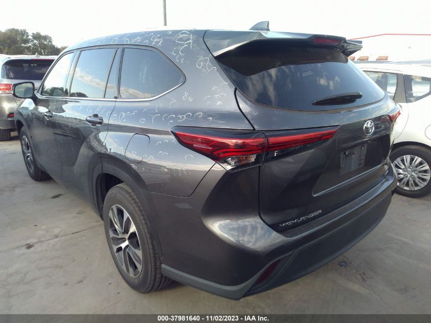 2022 TOYOTA HIGHLANDER XLE - 5TDGZRAH9NS103385