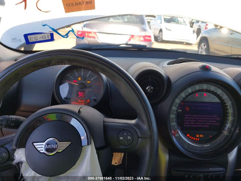 2015 MINI COUNTRYMAN COOPER - WMWZB3C58FWR46490