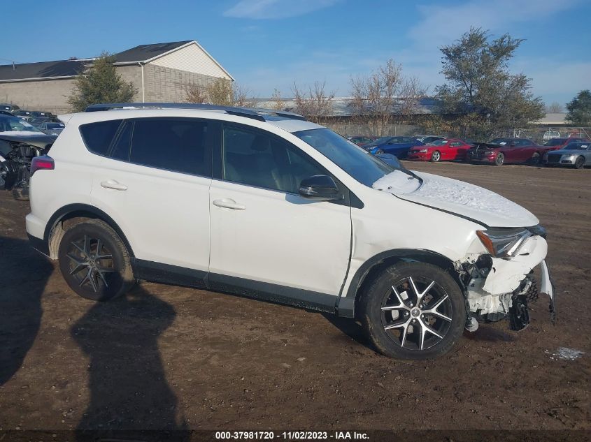 2017 TOYOTA RAV4 SE - JTMJFREV0HJ169288