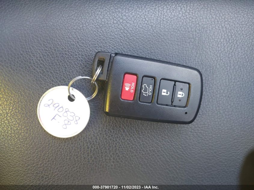 2017 TOYOTA RAV4 SE - JTMJFREV0HJ169288