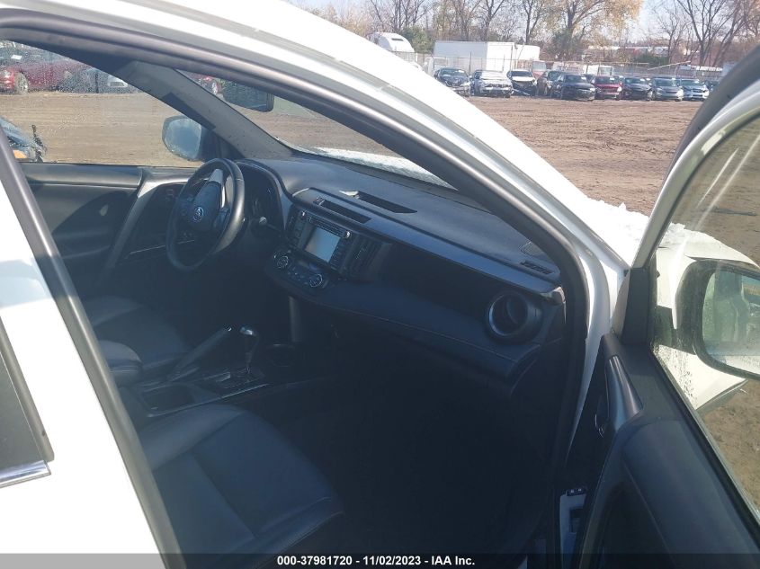 2017 TOYOTA RAV4 SE - JTMJFREV0HJ169288