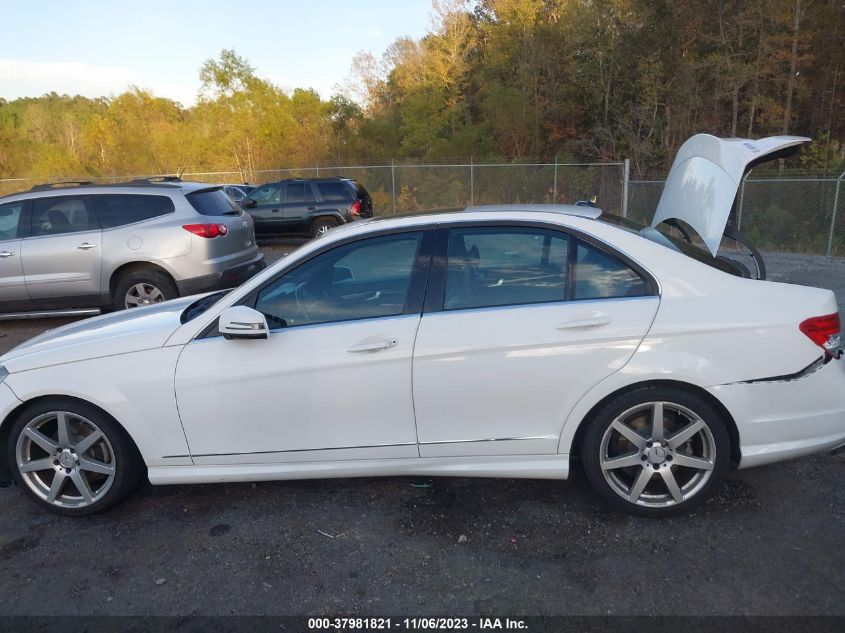 2014 MERCEDES-BENZ C 250 LUXURY/SPORT WDDGF4HB7EA913968