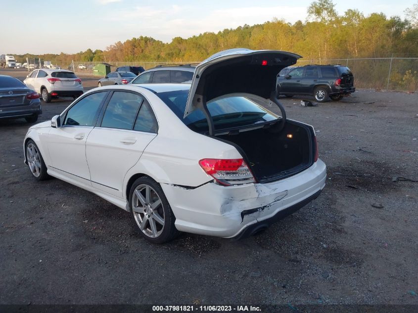 2014 MERCEDES-BENZ C 250 LUXURY/SPORT WDDGF4HB7EA913968