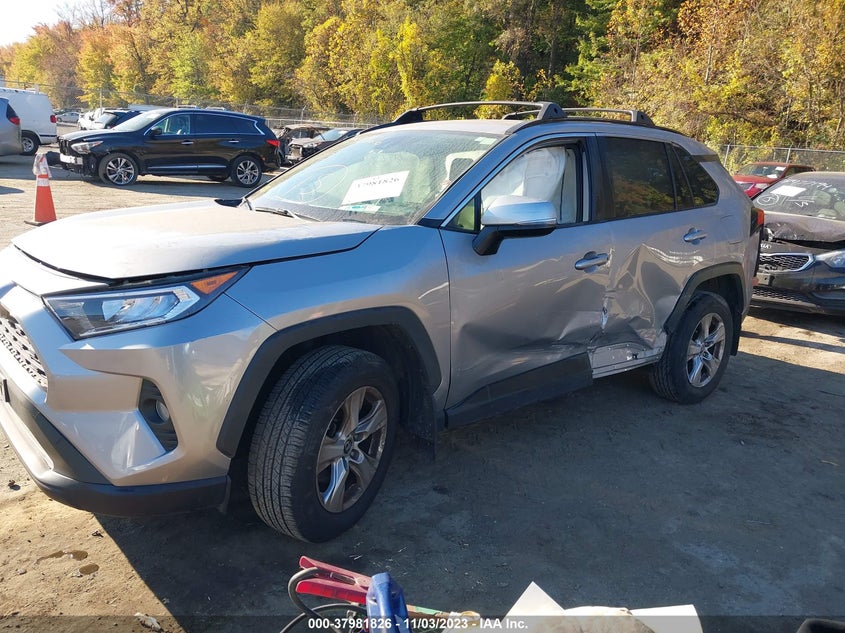VIN JTMP1RFV5KD021165 2019 TOYOTA RAV4 XLE/XLE PREMIUM