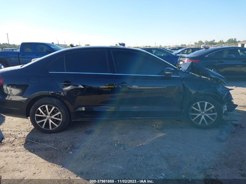 2017 VOLKSWAGEN JETTA SE - 3VWDB7AJ3HM240726