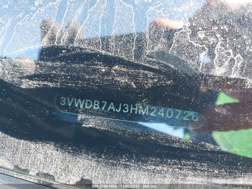 2017 VOLKSWAGEN JETTA SE - 3VWDB7AJ3HM240726