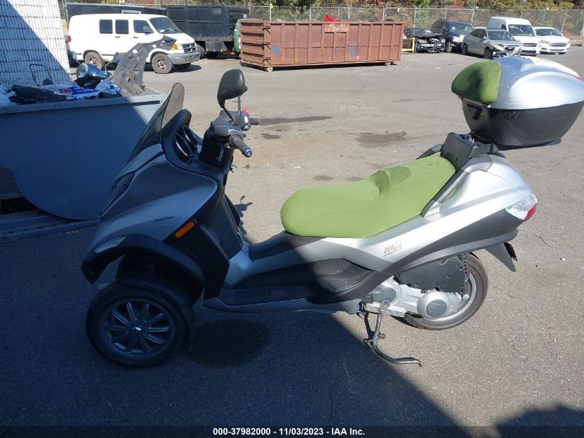 2009 PIAGGIO MP3 250 ZAPM479M095003550