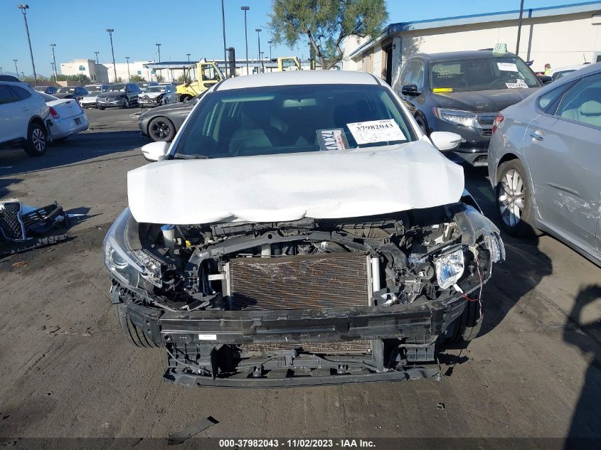 2017 KIA FORTE5 EX - KNAFX5A86H5668730