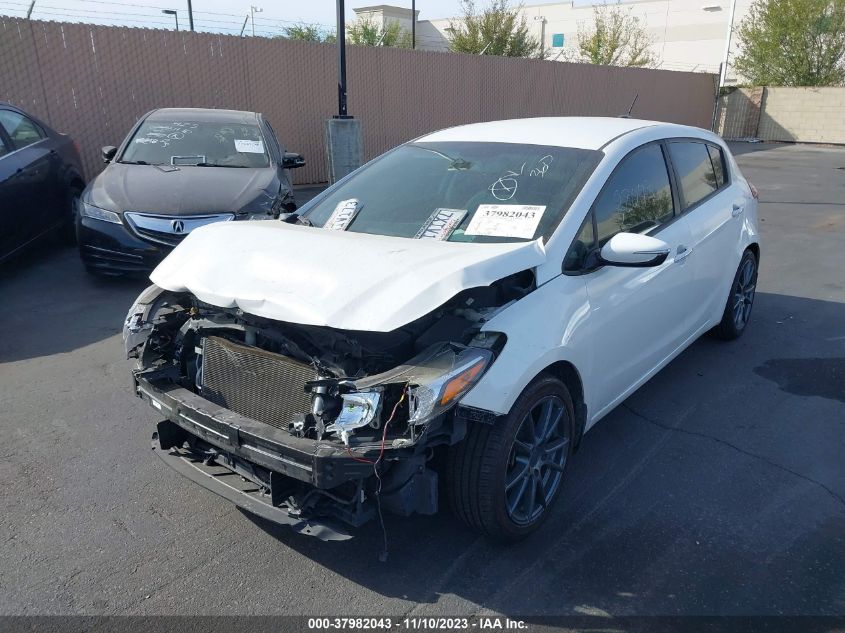 2017 KIA FORTE5 EX - KNAFX5A86H5668730