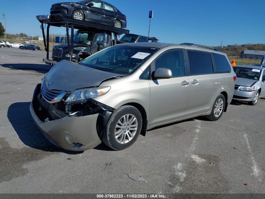 5TDYK3DC6GS743949 2016 TOYOTA SIENNA, photo no. 2