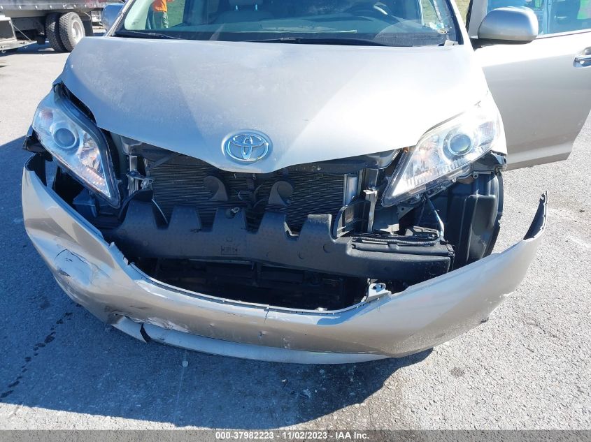 5TDYK3DC6GS743949 2016 TOYOTA SIENNA, photo no. 6