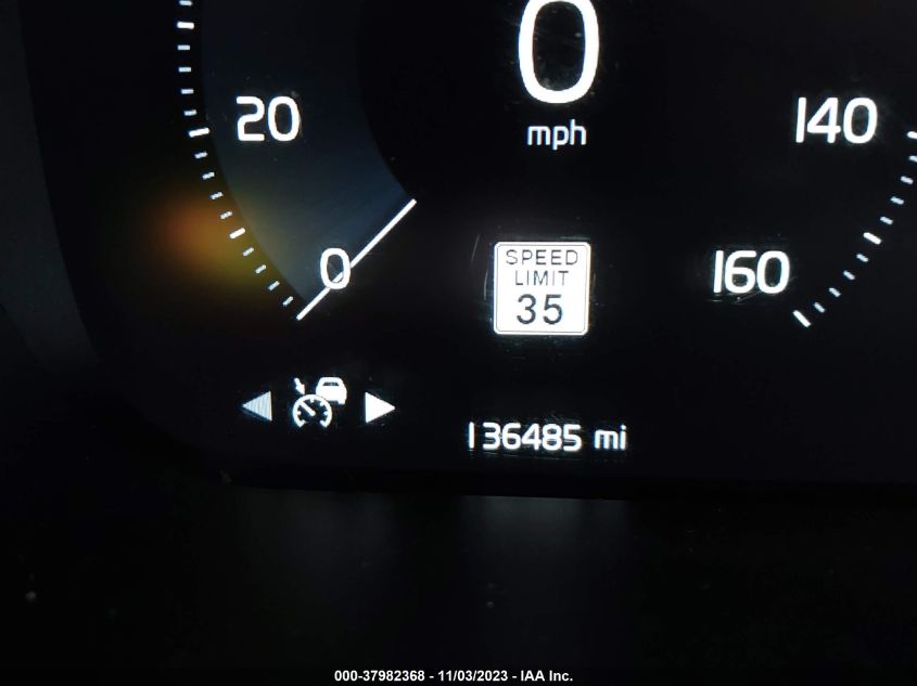 2016 VOLVO XC90 T6 - YV4A22PK3G1083992