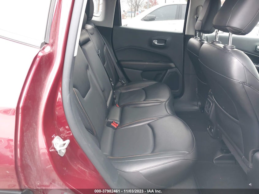 VIN 3C4NJDCB5LT233502 2020 JEEP COMPASS LIMITED 4X4