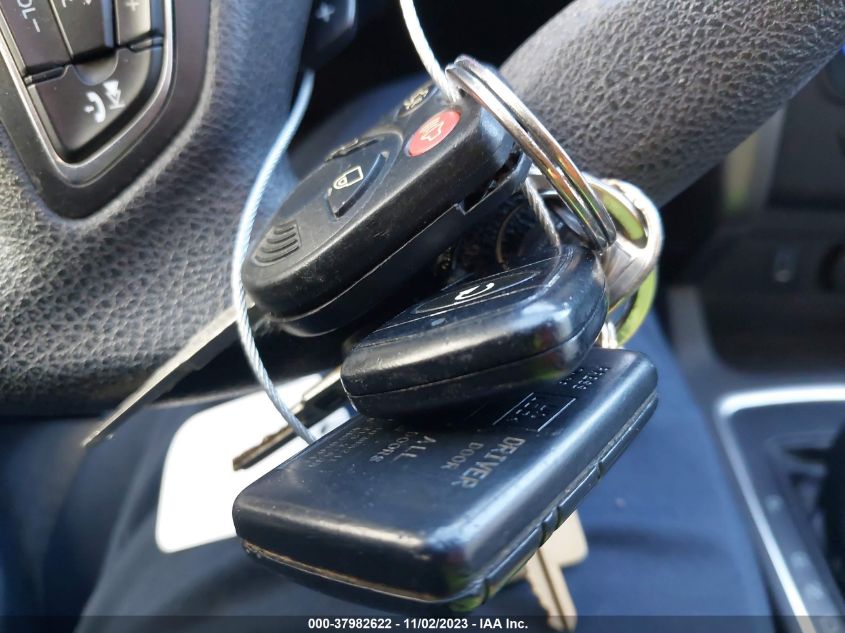 2017 FORD ESCAPE SE - 1FMCU0GDXHUD28164
