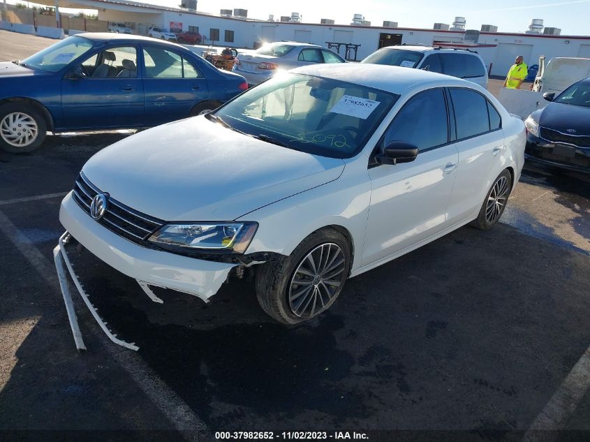 2016 VOLKSWAGEN JETTA SPORT - 3VWD17AJ0GM345533