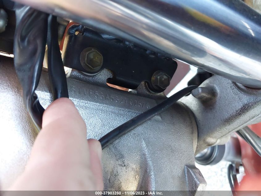 2003 SUZUKI SV650 - JS1VP53A532102576