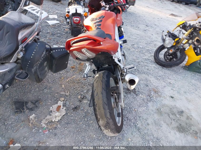 2003 SUZUKI SV650 - JS1VP53A532102576