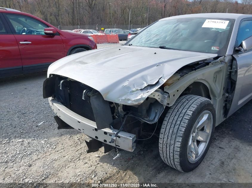 2013 DODGE CHARGER SE - 2C3CDXBG4DH643171