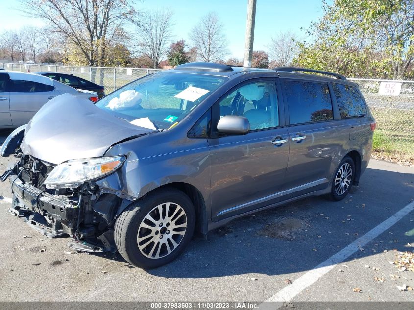 2018 TOYOTA SIENNA XLE/XLE PREMIUM/LIMITED/L - 5TDYZ3DC3JS929662