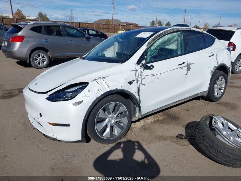 VIN 7SAYGDEE6PF788923 2023 TESLA MODEL Y