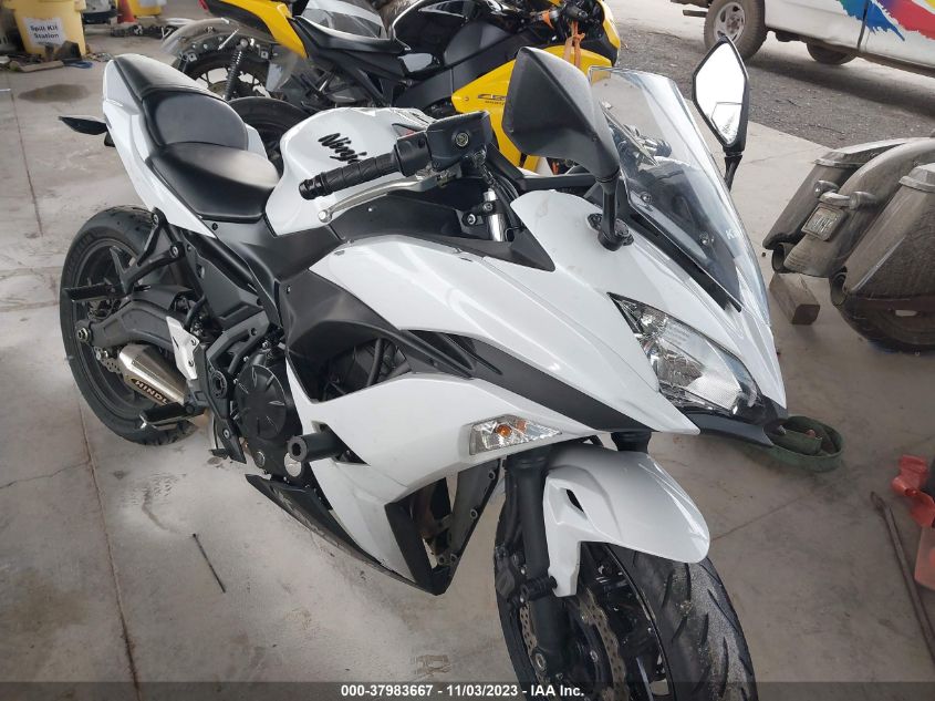 2017 KAWASAKI EX650 J - JKAEXEJ13HDA01666