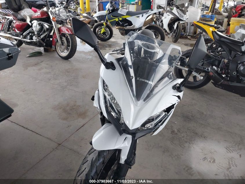 2017 KAWASAKI EX650 J - JKAEXEJ13HDA01666