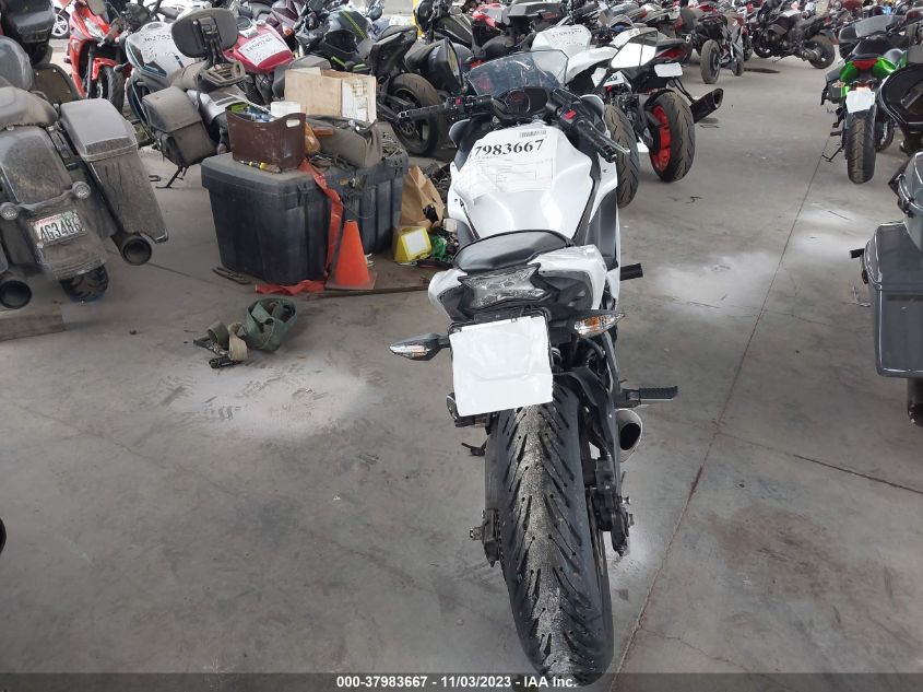 2017 KAWASAKI EX650 J - JKAEXEJ13HDA01666