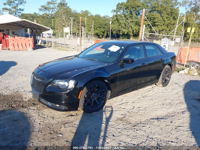 VIN 2C3CCABG2KH689501 2019 CHRYSLER 300 300S