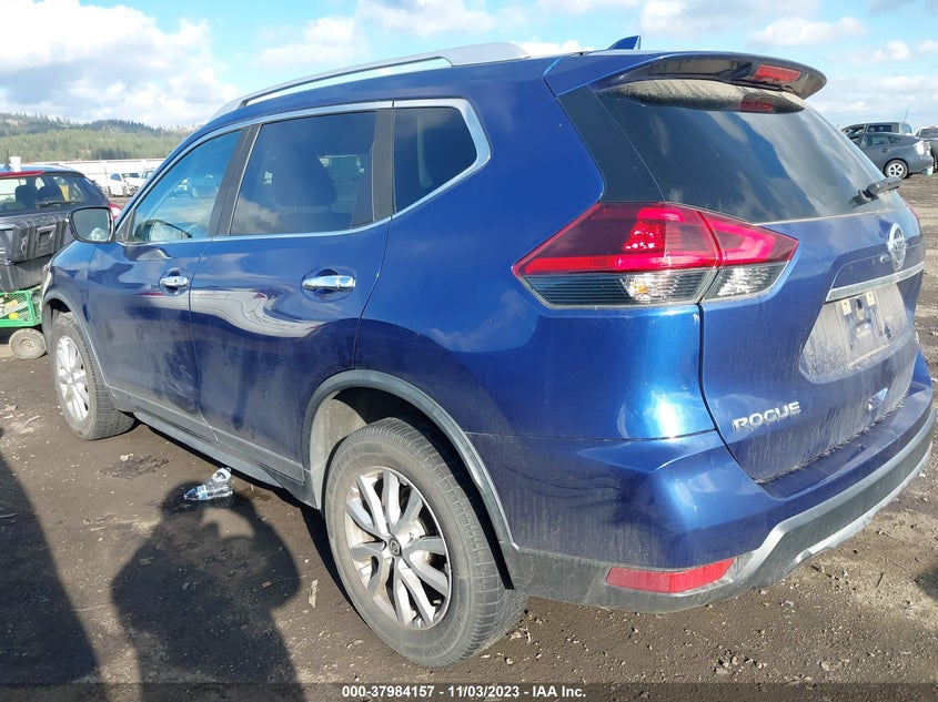 VIN KNMAT2MV8JP540833 2018 NISSAN ROGUE S/SV