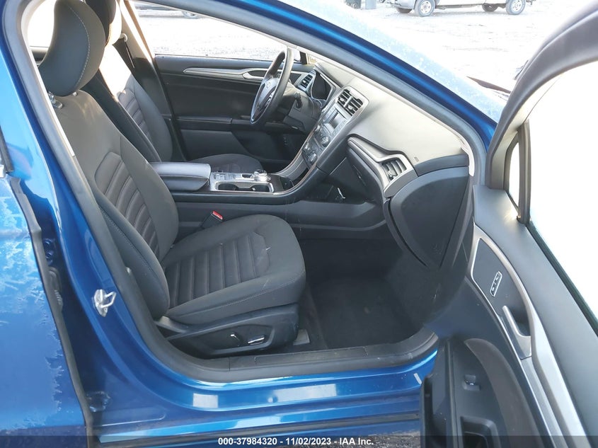 VIN 3FA6P0LU1JR128470 2018 FORD FUSION HYBRID SE