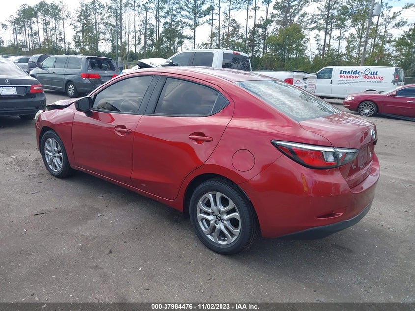 VIN 3MYDLBYV9JY319751 2018 TOYOTA YARIS IA