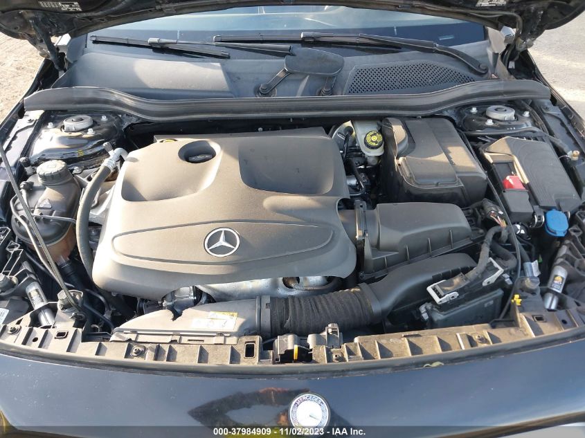 2016 MERCEDES-BENZ GLA 250 - WDCTG4GB1GJ233214
