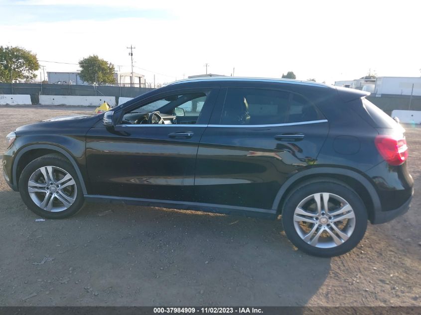 2016 MERCEDES-BENZ GLA 250 - WDCTG4GB1GJ233214