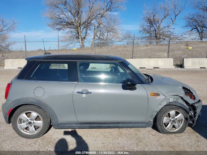 2015 MINI HARDTOP COOPER - WMWXM5C52FT939467