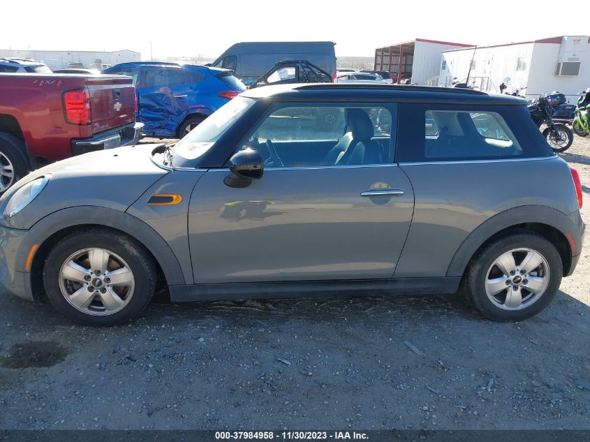 2015 MINI HARDTOP COOPER - WMWXM5C52FT939467