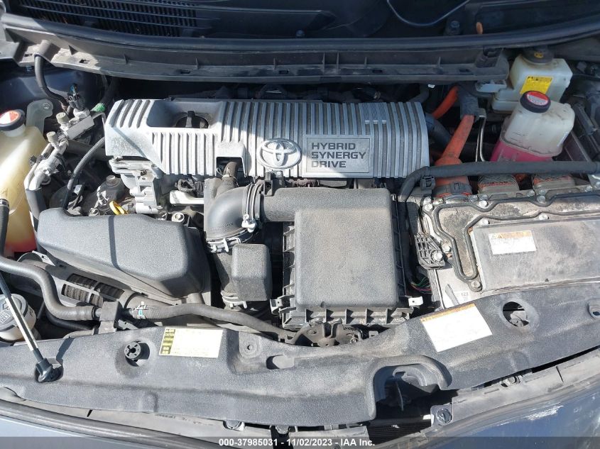 2015 TOYOTA PRIUS TWO - JTDKN3DU3F0452087