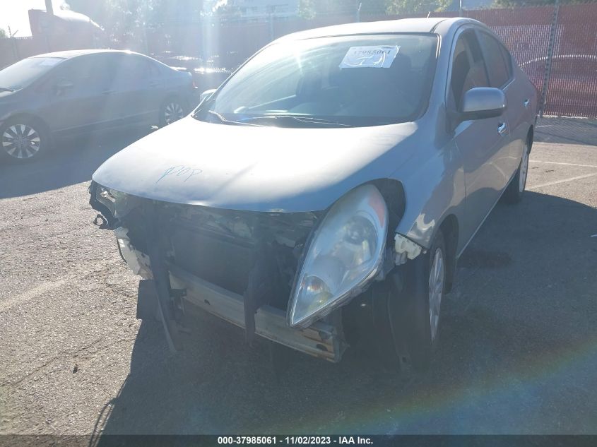 2014 NISSAN VERSA 1.6 SV - 3N1CN7AP2EL833024