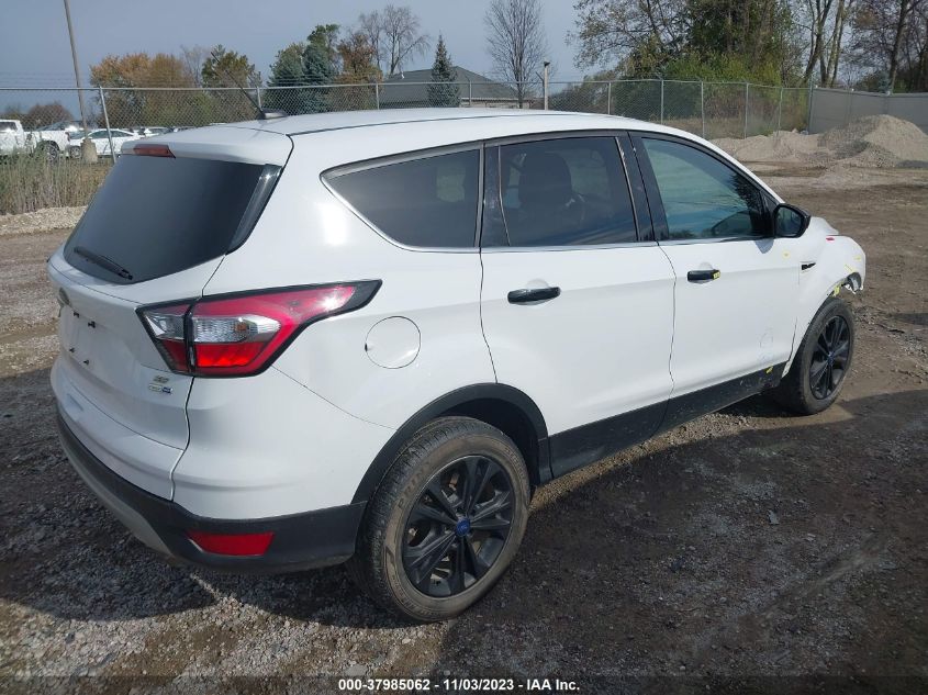 2017 FORD ESCAPE SE - 1FMCU9GD8HUC90678