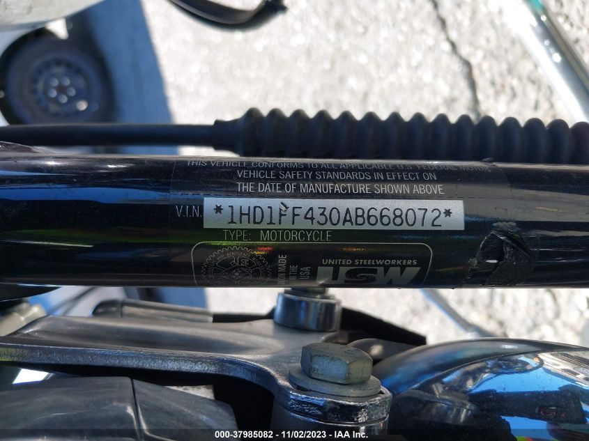 2010 HARLEY-DAVIDSON FLHTC - 1HD1FF430AB668072