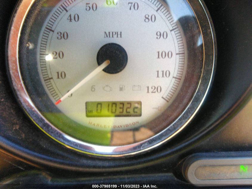 2013 HARLEY-DAVIDSON FLHX STREET GLIDE - 1HD1KBM17DB682025
