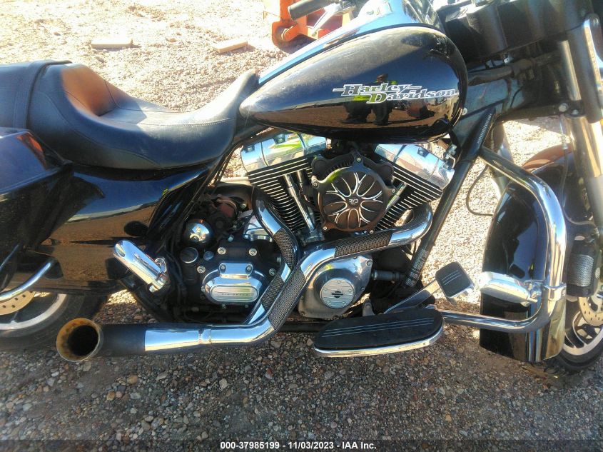 2013 HARLEY-DAVIDSON FLHX STREET GLIDE - 1HD1KBM17DB682025