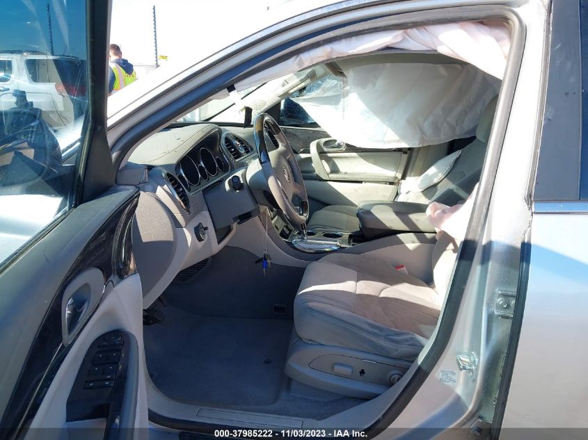 2015 BUICK ENCLAVE - 5GAKRAKD6FJ366652