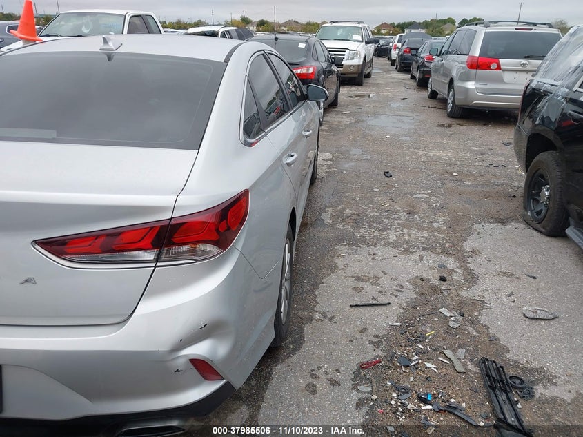 VIN 5NPE24AFXKH782470 2019 HYUNDAI SONATA SE