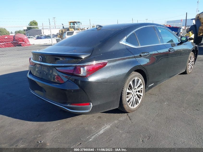 58AB21B17KU003699 Lexus ES   4